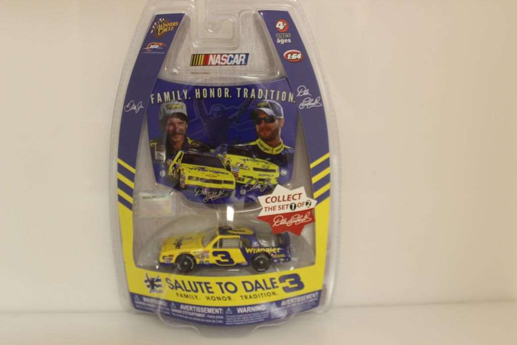 Store Salute To Dale 2 car set