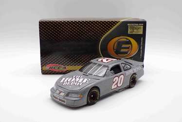 Tony Stewart 2001 Home Depot / Test Car 1:24 RCCA Elite Diecast **Box Damaged See Pictures** Tony Stewart 2001 Home Depot / Test Car 1:24 RCCA Elite Diecast **Box Damaged See Pictures**