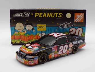 Tony Stewart 2002 #20 Home Depot / In Search of the Great Pumpkin 1:24 Nascar Diecast Bank Tony Stewart 2002 #20 Home Depot / In Search of the Great Pumpkin 1:24 Nascar Diecast Bank
