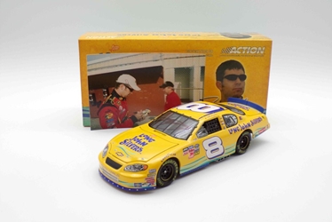 ** With Picture of Driver Autographing Diecast ** Martin Truex Jr. Autographed 2004 #8 Long John Silvers 1:24 Nascar Diecast ** With Picture of Driver Autographing Diecast ** Martin Truex Jr. Autographed 2004 #8 Long John Silvers 1:24 Nascar Diecast 